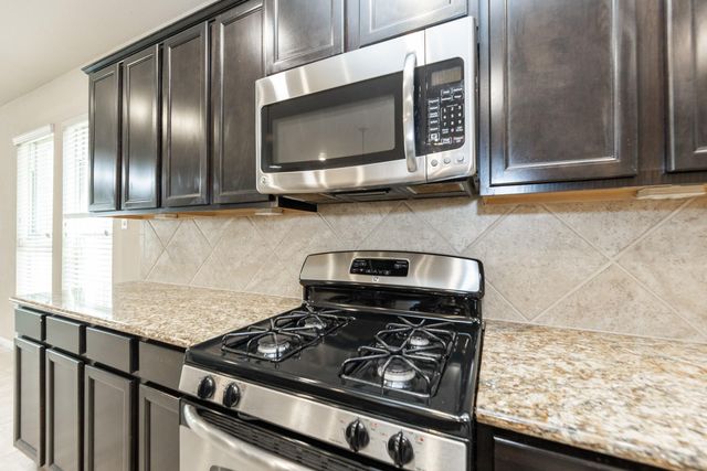 2414 Garden Falls Drive, Conroe, TX 77384