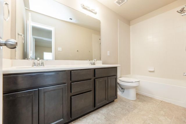 2414 Garden Falls Drive, Conroe, TX 77384