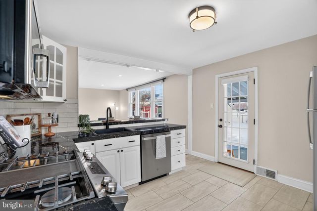 2158 6TH AVE, Morton, PA 19070