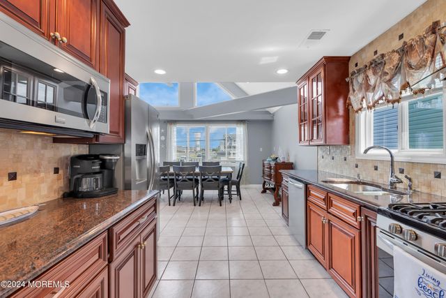 117 Harding Avenue, Ortley Beach, NJ 08751