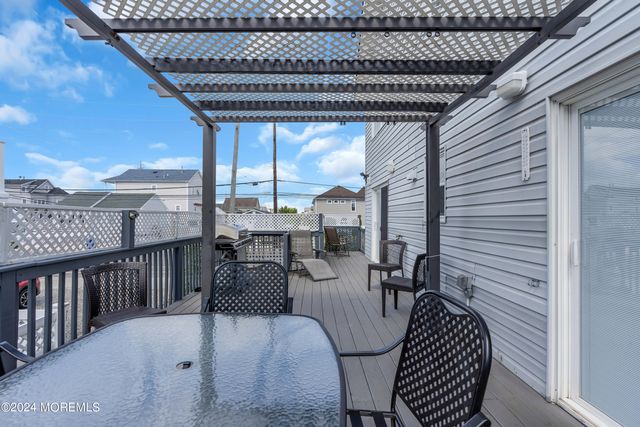 117 Harding Avenue, Ortley Beach, NJ 08751