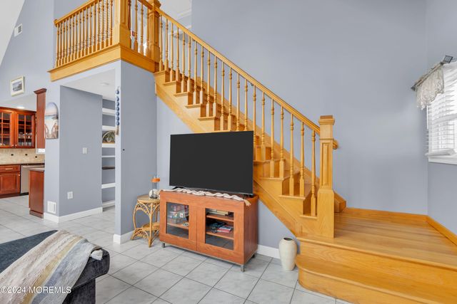 117 Harding Avenue, Ortley Beach, NJ 08751