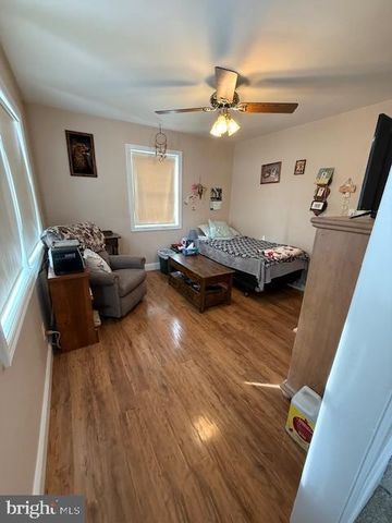 5501 RIVER RD, Pennsauken, NJ 08110