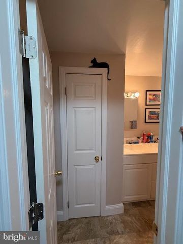 5501 RIVER RD, Pennsauken, NJ 08110