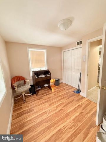 5501 RIVER RD, Pennsauken, NJ 08110