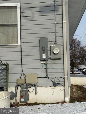 5501 RIVER RD, Pennsauken, NJ 08110