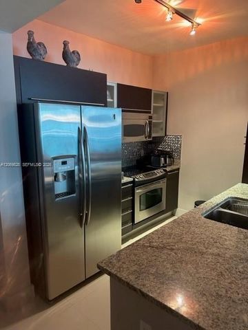 950 Brickell Bay Drive 2104, Miami, FL 33131