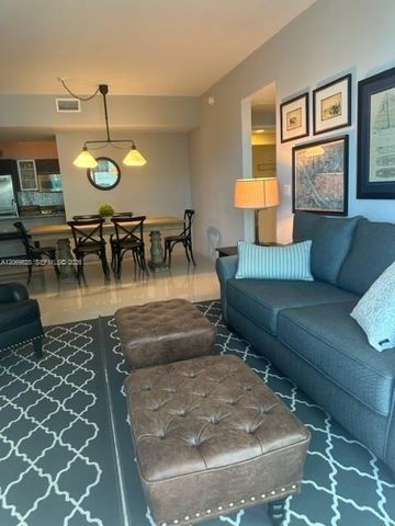 950 Brickell Bay Drive 2104, Miami, FL 33131