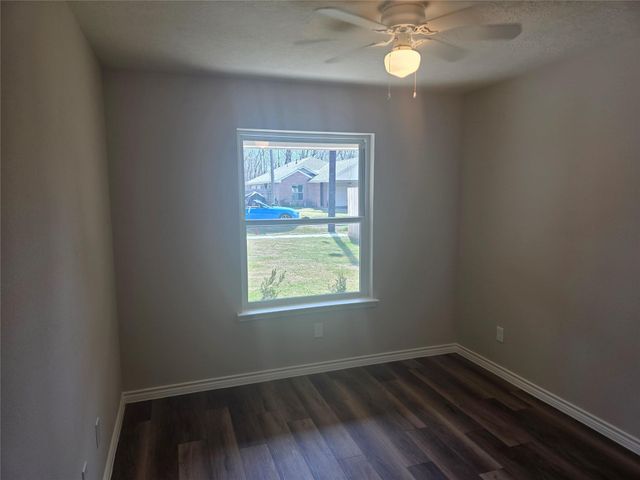 9827 Pelsey Street, Houston, TX 77029
