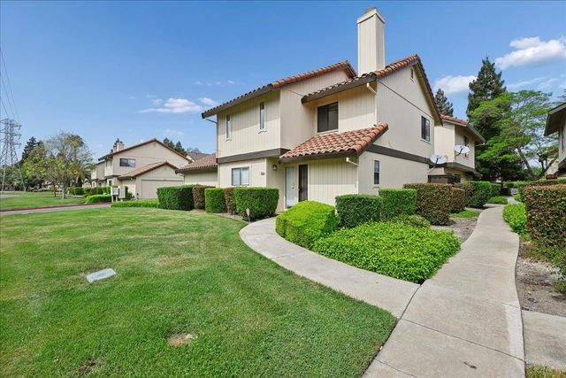 6830 Calvine Rd, Sacramento, CA 95823