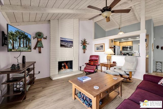 2247 Miramonte Circle C, Palm Springs, CA 92264