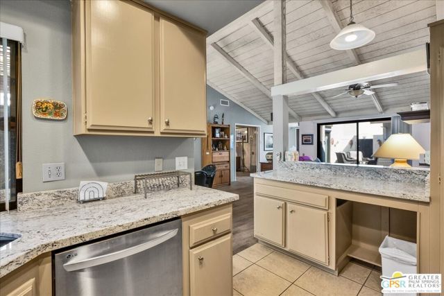 2247 Miramonte Circle C, Palm Springs, CA 92264