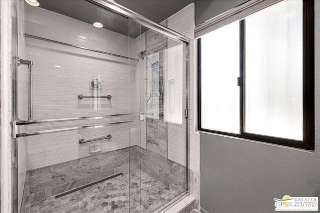 2247 Miramonte Circle C, Palm Springs, CA 92264