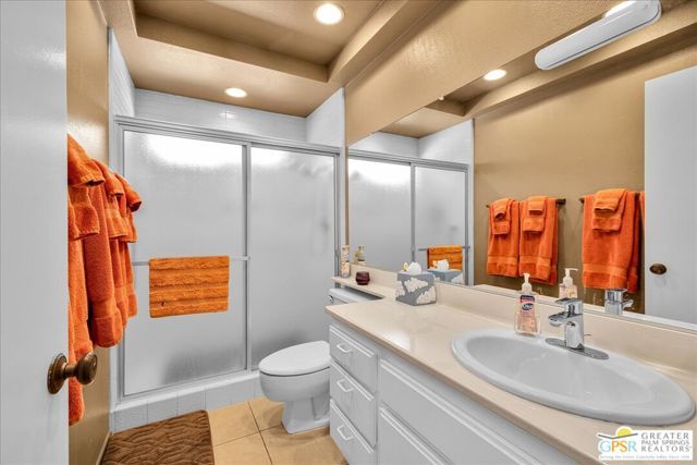 2247 Miramonte Circle C, Palm Springs, CA 92264