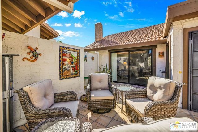 2247 Miramonte Circle C, Palm Springs, CA 92264