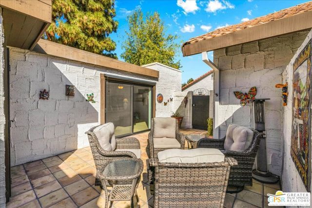 2247 Miramonte Circle C, Palm Springs, CA 92264
