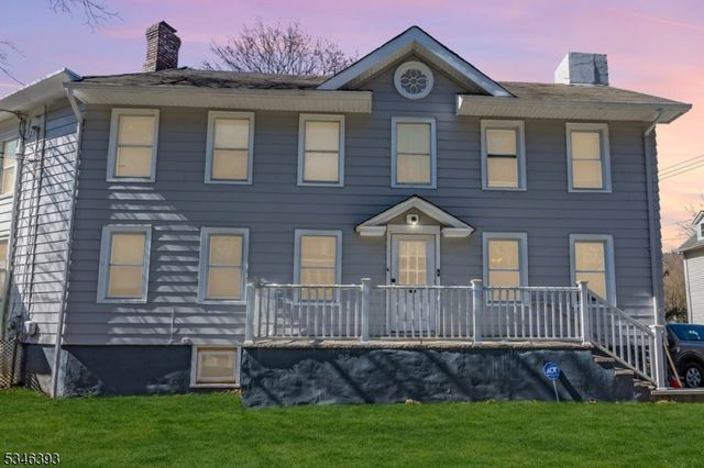 40 Main St, Glen Gardner Boro, NJ 08826