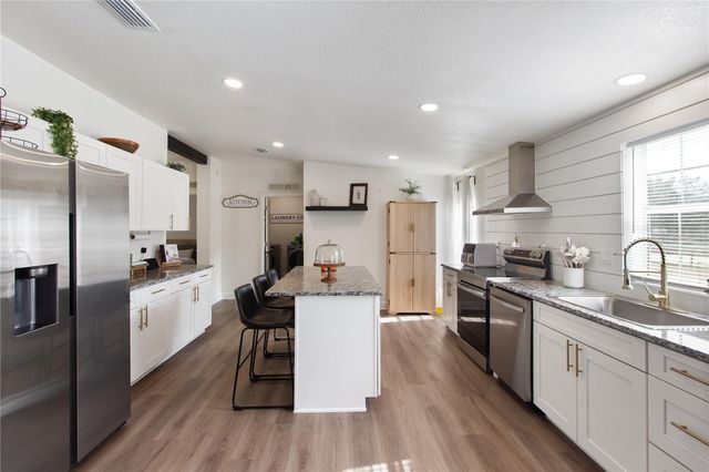 1306 UNION PACIFIC DRIVE, Plant City, FL 33566