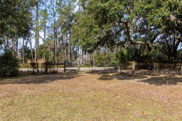 1306 UNION PACIFIC DRIVE, Plant City, FL 33566