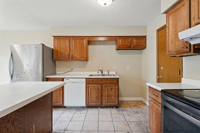 178 Galtier Place, Shoreview, MN 55126