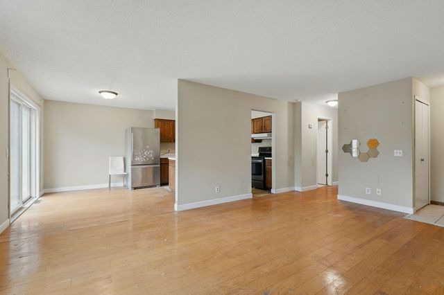 178 Galtier Place, Shoreview, MN 55126