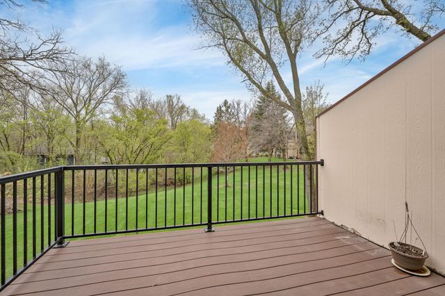 178 Galtier Place, Shoreview, MN 55126