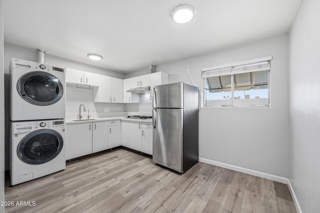 3025 N 32nd Street Apt 49, Phoenix, AZ 85018