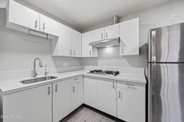 3025 N 32nd Street Apt 49, Phoenix, AZ 85018