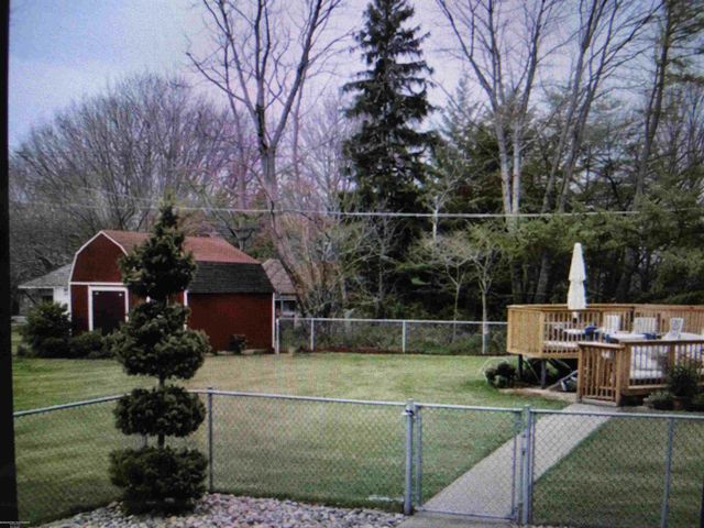 19549 Dixie Drive, Clinton Township, MI 48035