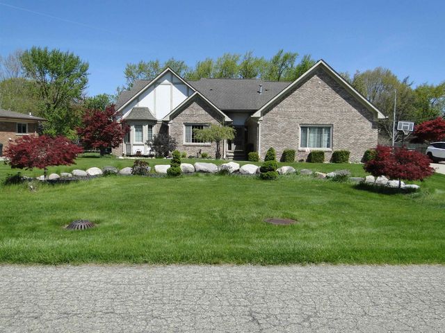 19549 Dixie Drive, Clinton Township, MI 48035