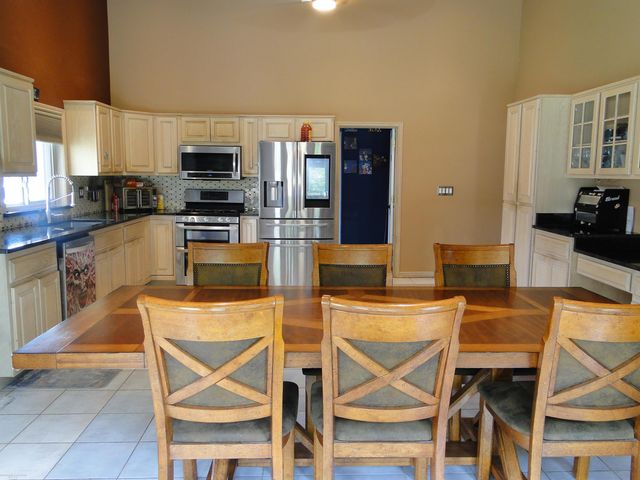 19549 Dixie Drive, Clinton Township, MI 48035