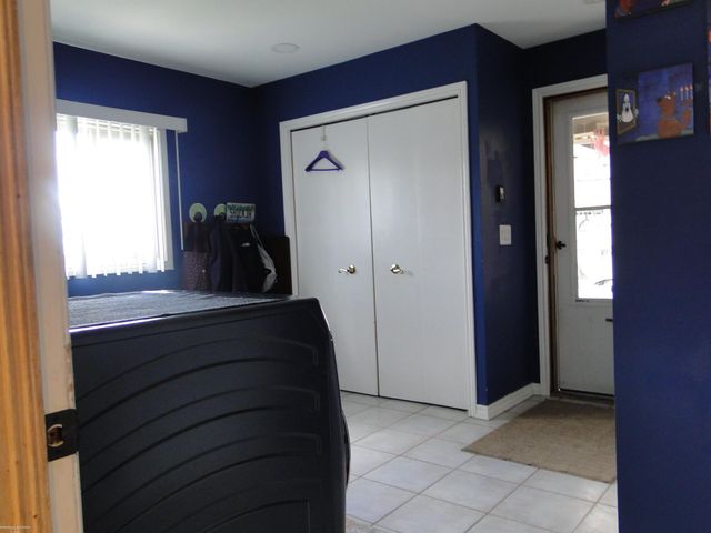 19549 Dixie Drive, Clinton Township, MI 48035