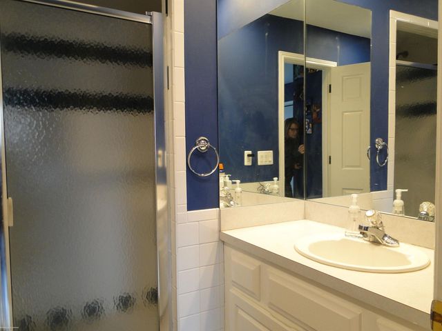 19549 Dixie Drive, Clinton Township, MI 48035