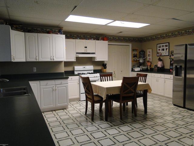 19549 Dixie Drive, Clinton Township, MI 48035