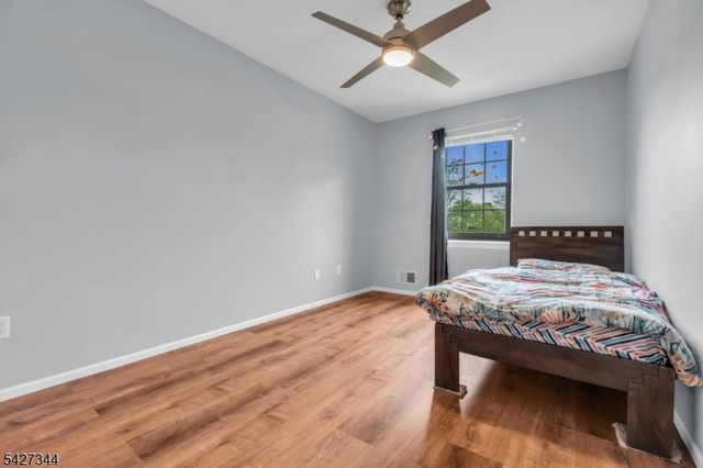27 Manor Dr, Hillsborough Twp., NJ 08844