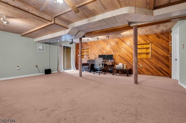 27 Manor Dr, Hillsborough Twp., NJ 08844