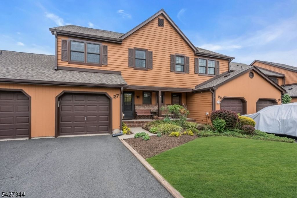 27 Manor Dr, Hillsborough Twp., NJ 08844