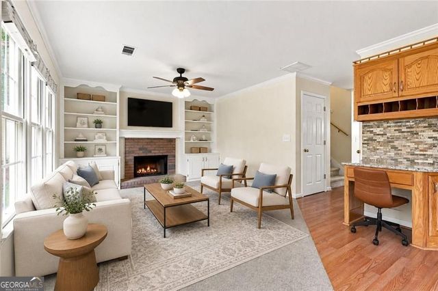 2232 Woodbriar Drive, Buford, GA 30518