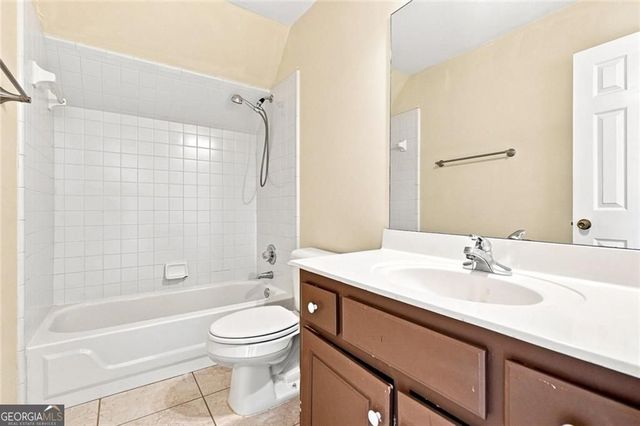 2232 Woodbriar Drive, Buford, GA 30518