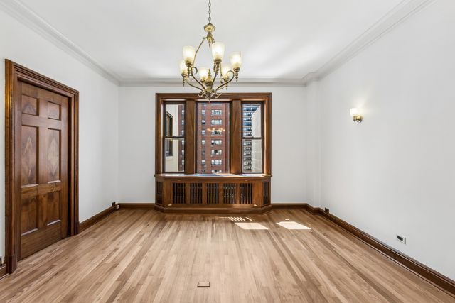 2912 N Commonwealth Avenue 7D, Chicago, IL 60657