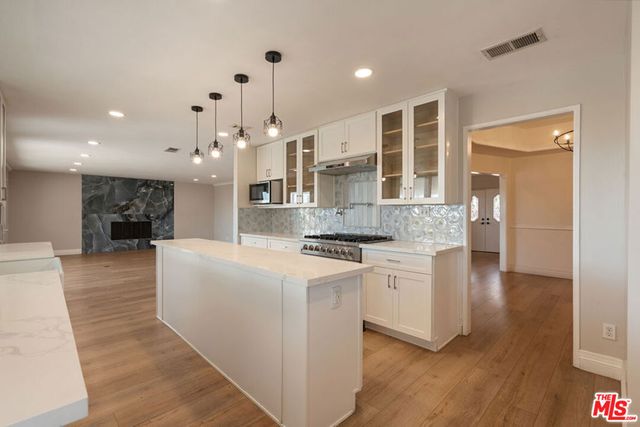 1006 W Milton Drive, Glendora, CA 91741