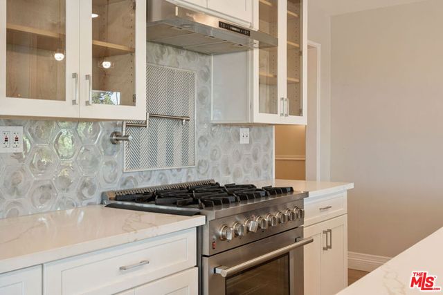 1006 W Milton Drive, Glendora, CA 91741