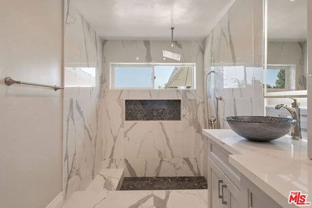 1006 W Milton Drive, Glendora, CA 91741