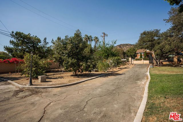 1006 W Milton Drive, Glendora, CA 91741
