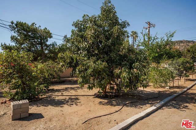 1006 W Milton Drive, Glendora, CA 91741