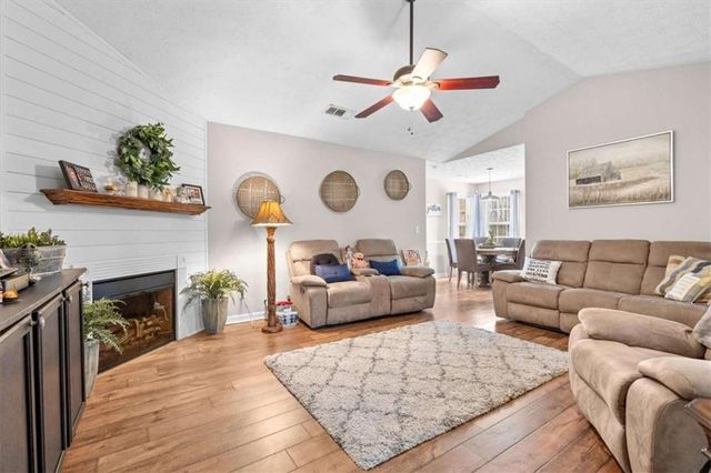 7338 S Mitchell Court S, Villa Rica, GA 30180