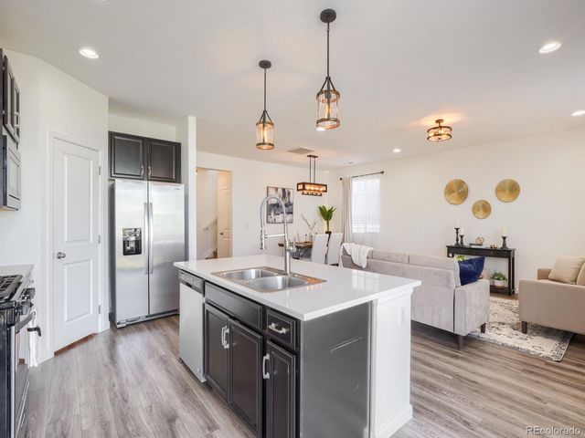 26717 E Maple Avenue, Aurora, CO 80018