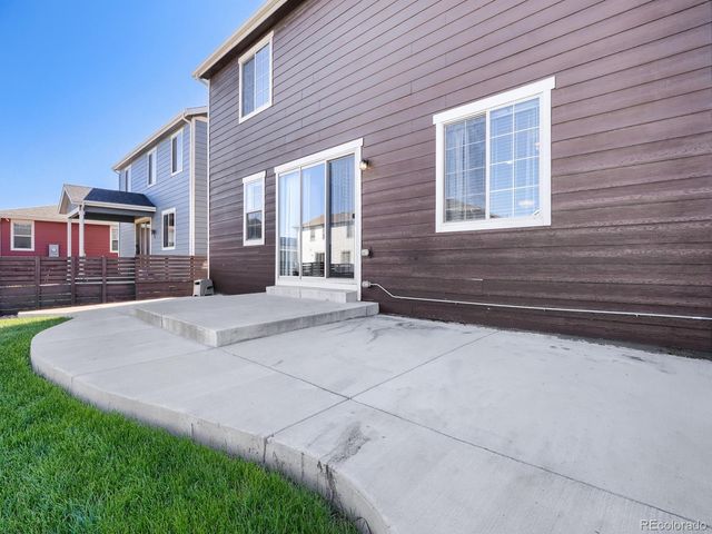 26717 E Maple Avenue, Aurora, CO 80018
