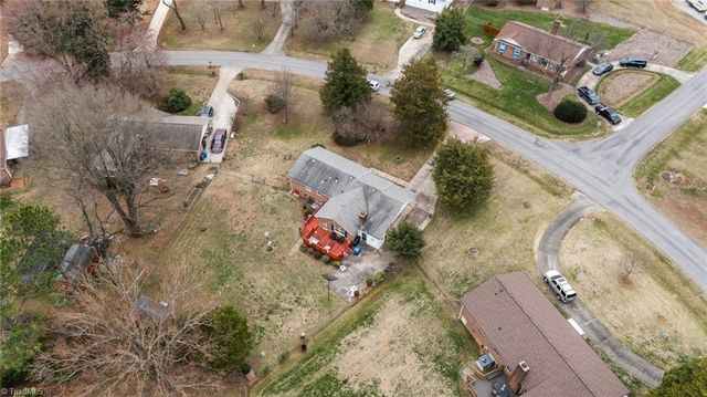 1901 Alderwood Drive, Greensboro, NC 27409