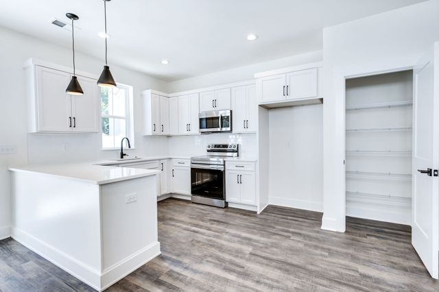 518 Taffy Way, Hermitage, TN 37076